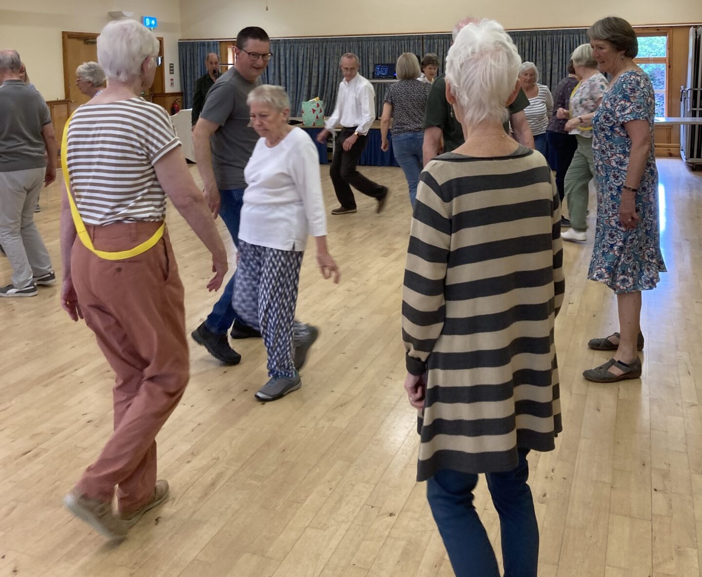Dancers learning a Hey for 3